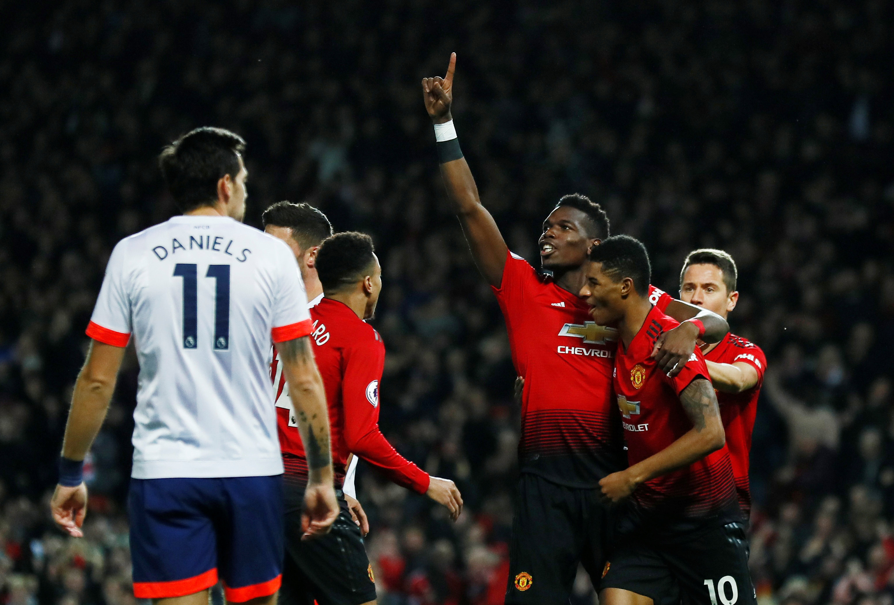 累和不懈努 累和不懈努